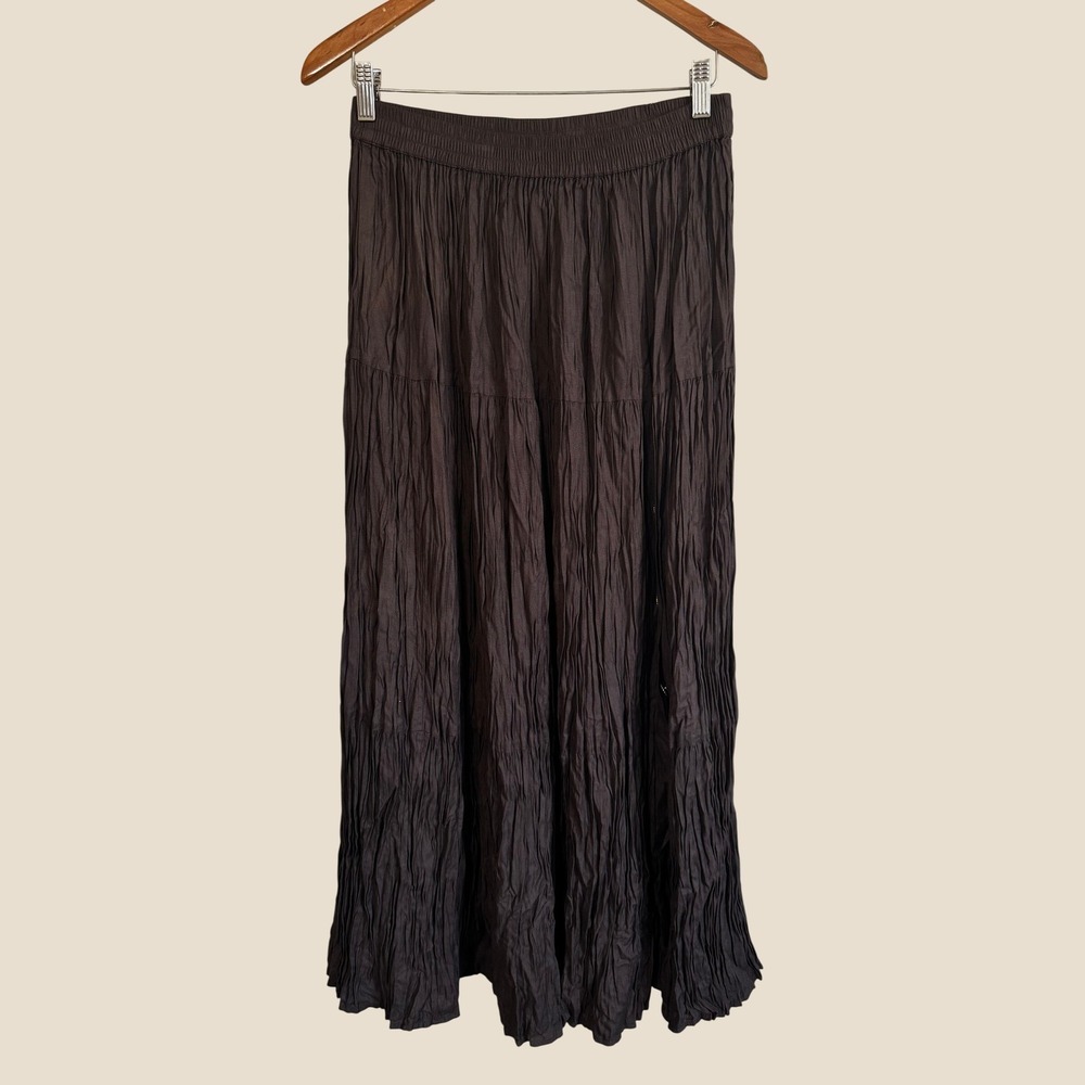 Broomstick Crinkle Maxi Skirt Brown Rayon Boho Tiered Concho Button Large